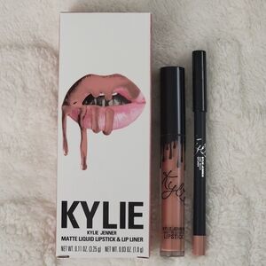 Kylie Cosmetics Matte Liquid Lipstick Kit in shade One Wish *OG FORMULA* *BNIB*